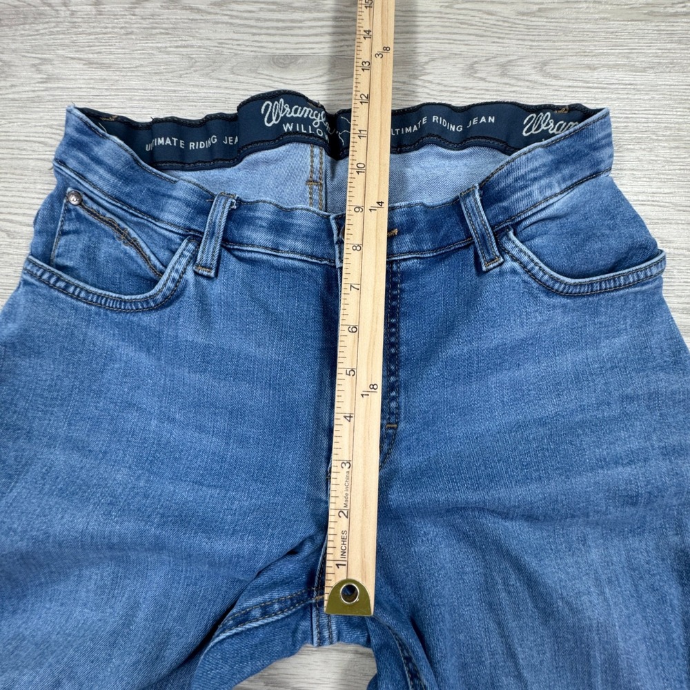 Wrangler Women's Ultimate Riding Jeans Willow Bootcut Blue Denim 30x38 Stretch - Picture 4 of 12